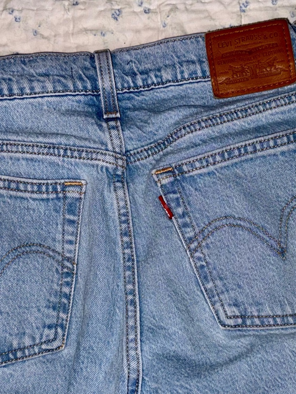 LEVI's Wedgie Bootcut Jean 27 LIKE NEW - Picture 10 of 13